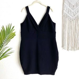 Torrid NWT Black Sleeveless V-Neck Bodycon Dress Size 18